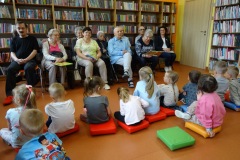 Czytanie łączy pokolenia / Filia nr 1