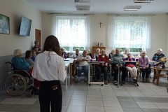 Ogólnopolski Dzień Głośnego Czytania - seniorzy z ZPOiR im. Ojca Pio