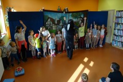 Przedstawienie dla dzieci "Muzykanci z Bremy"