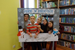 Zimowym slalomem do biblioteki - ferie